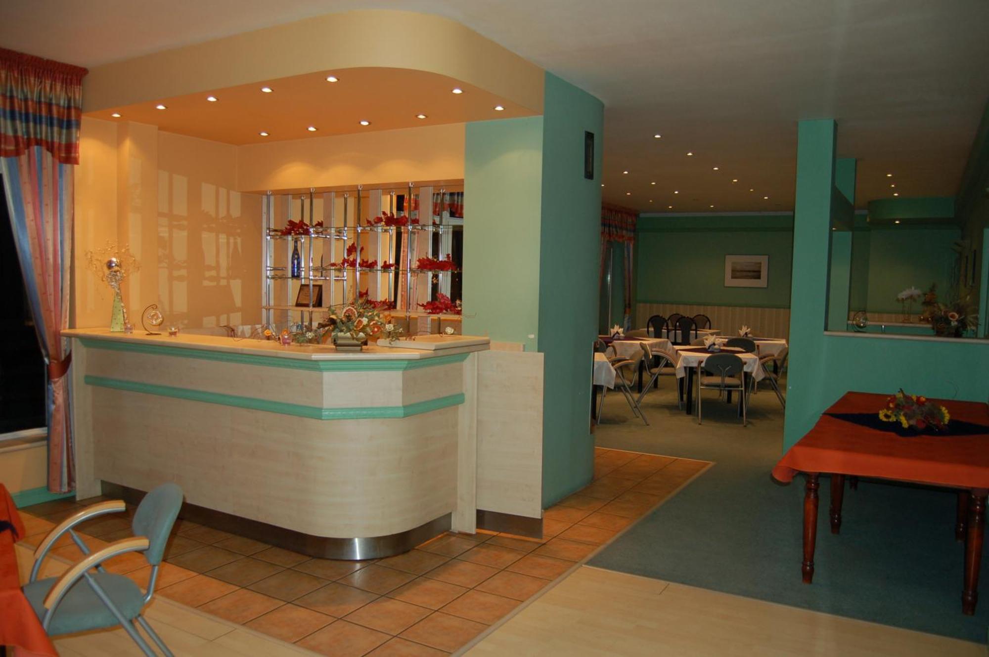 Hotel Europa Giżycko Extérieur photo